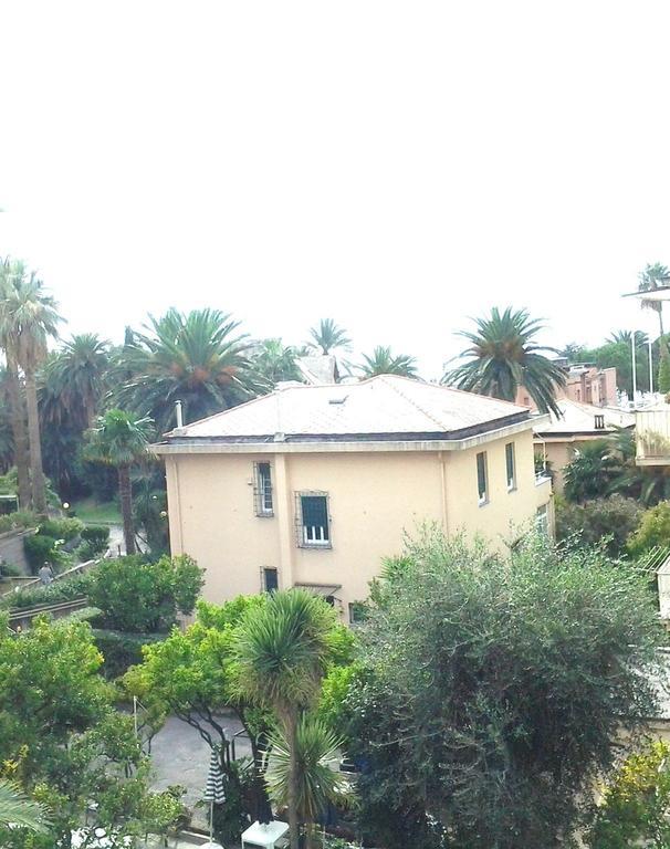 Hotel Piccolo Eden Нерви Екстериор снимка